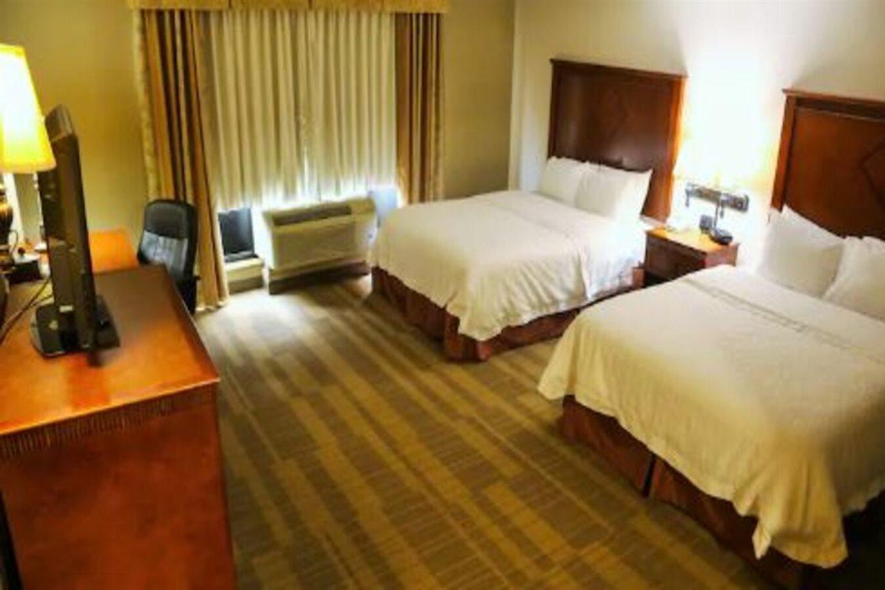 Hampton Inn & Suites Mccomb Buitenkant foto