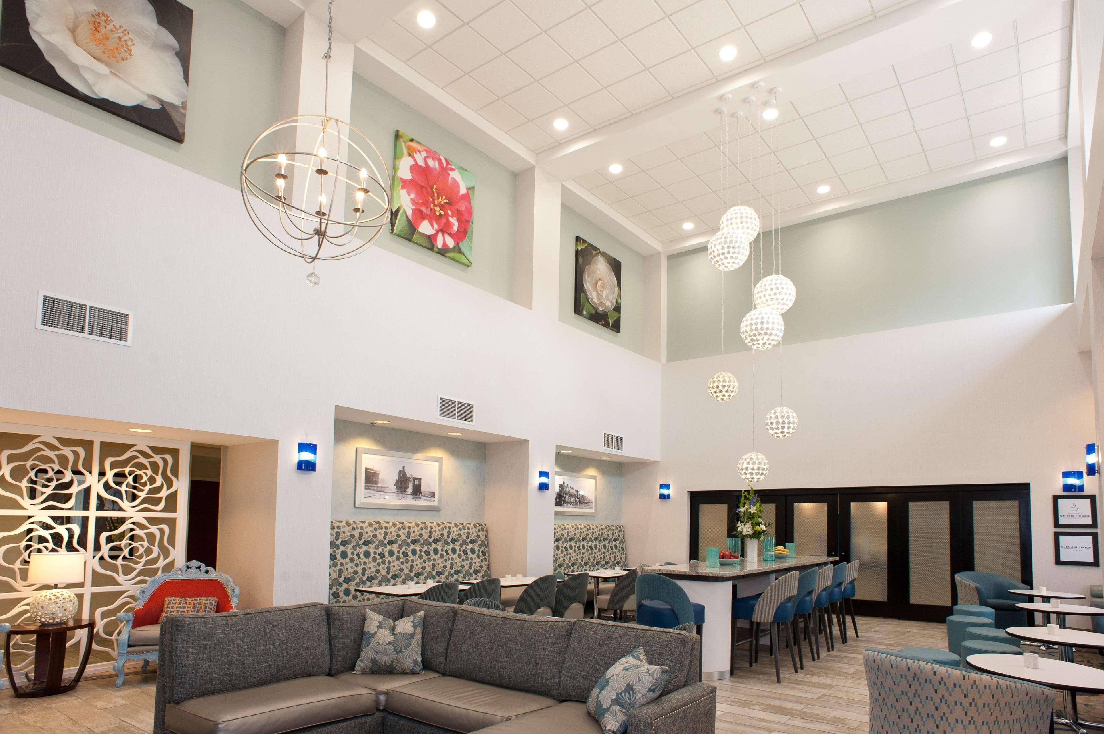 Hampton Inn & Suites Mccomb Buitenkant foto