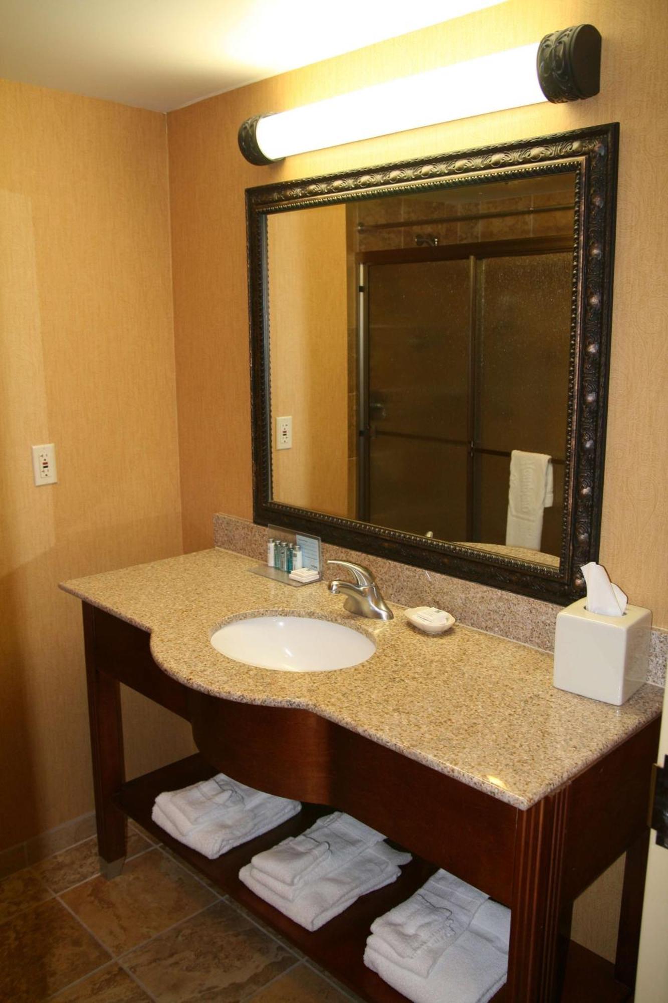 Hampton Inn & Suites Mccomb Buitenkant foto